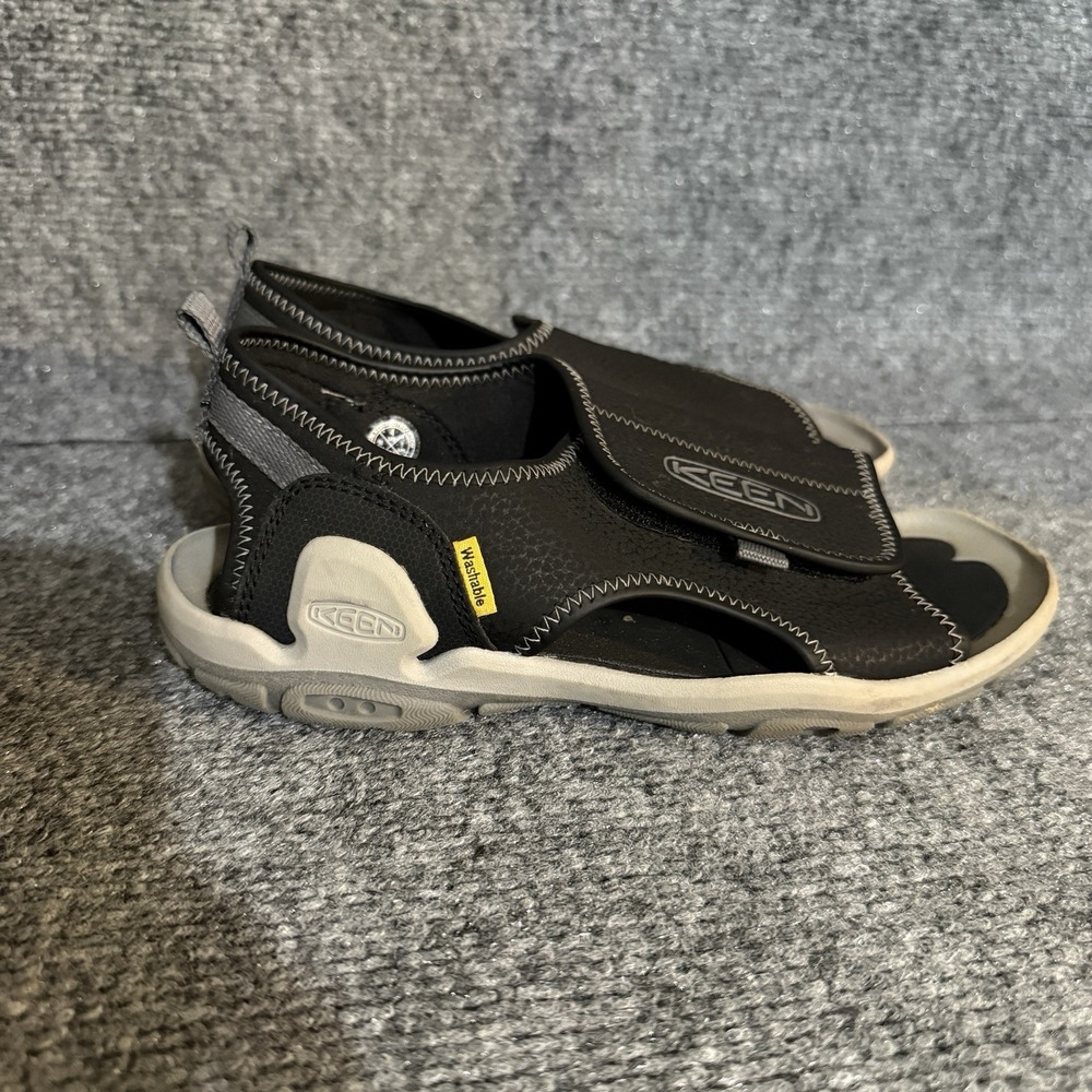KEEN Knotch River Sandals Kids 4 Black Open Toe Outdoor Swim Beach Water Shoes